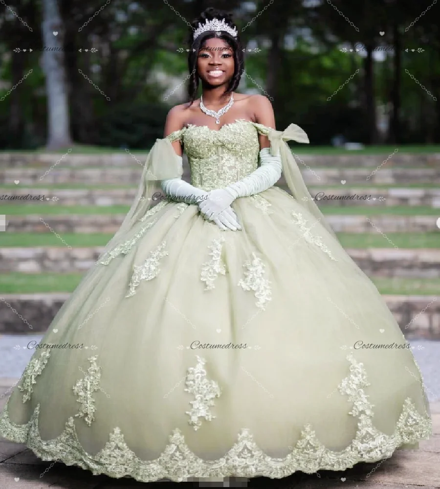 Elegant Green Vesti…