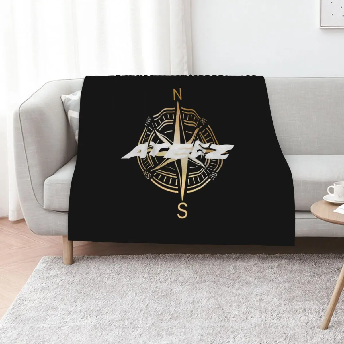 ATEEZ COMPASS DESIGN Throw Blanket Fashion Sofas Hair Winter beds Furry Giant Sofa Extra Large Throw Blankets