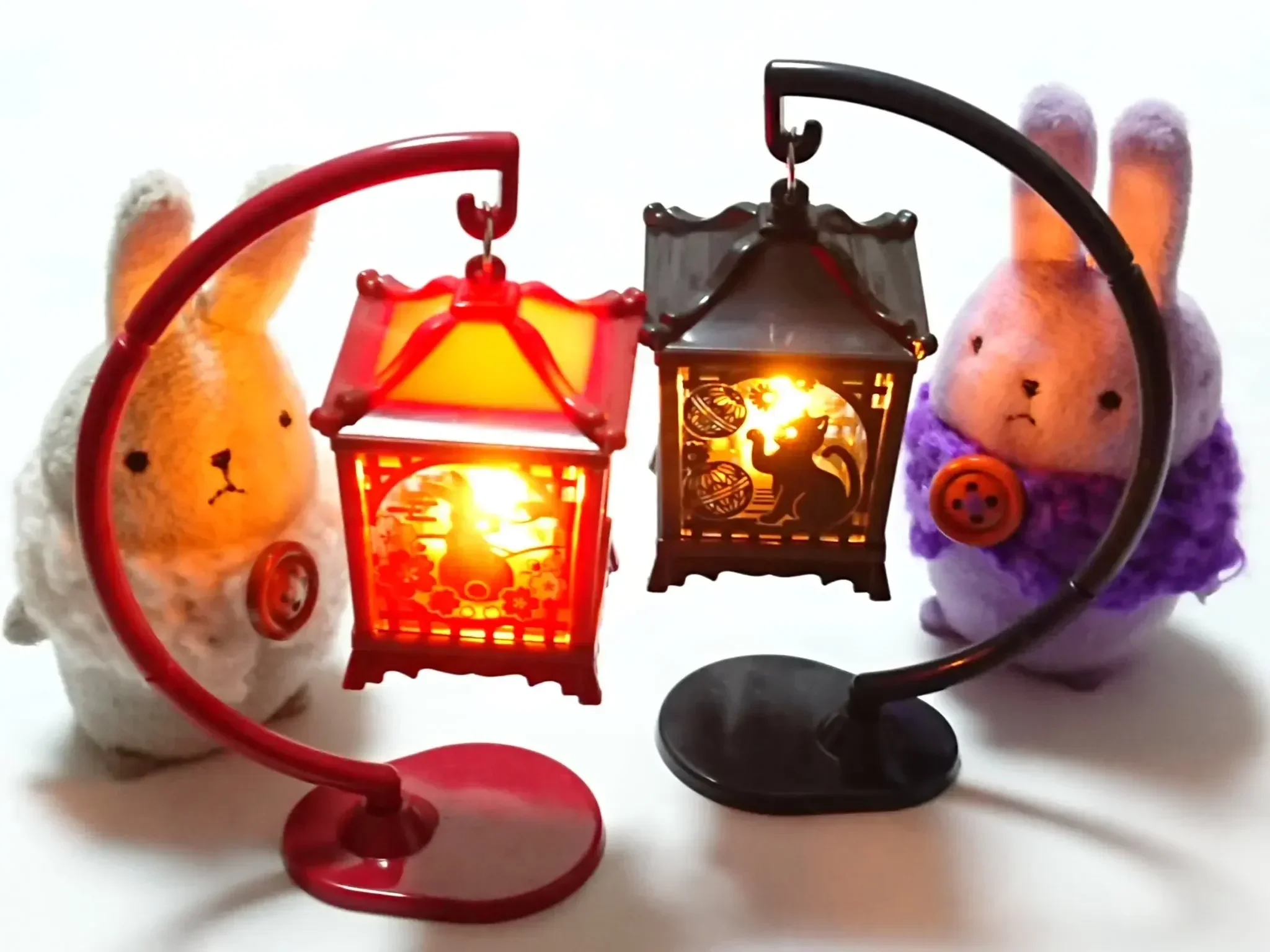 YELL Original Gashapon Cute Cat Rabbit Night Light Kawaii Lantern Lamp Capsule Toys Anime Figure Girls Gifts