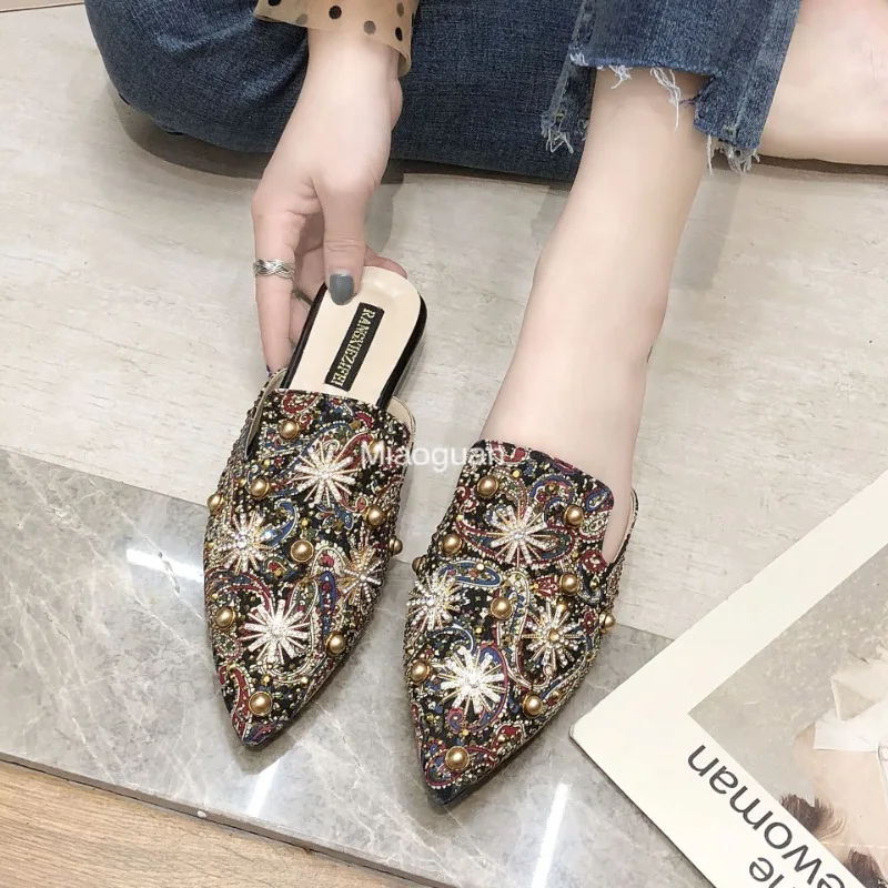 New Brand Design Gold Chain Women Slipper Closed Toe Slip on Mules Shoes Round Toe Spring Zapatillas Mujer Flip Flop Large Size