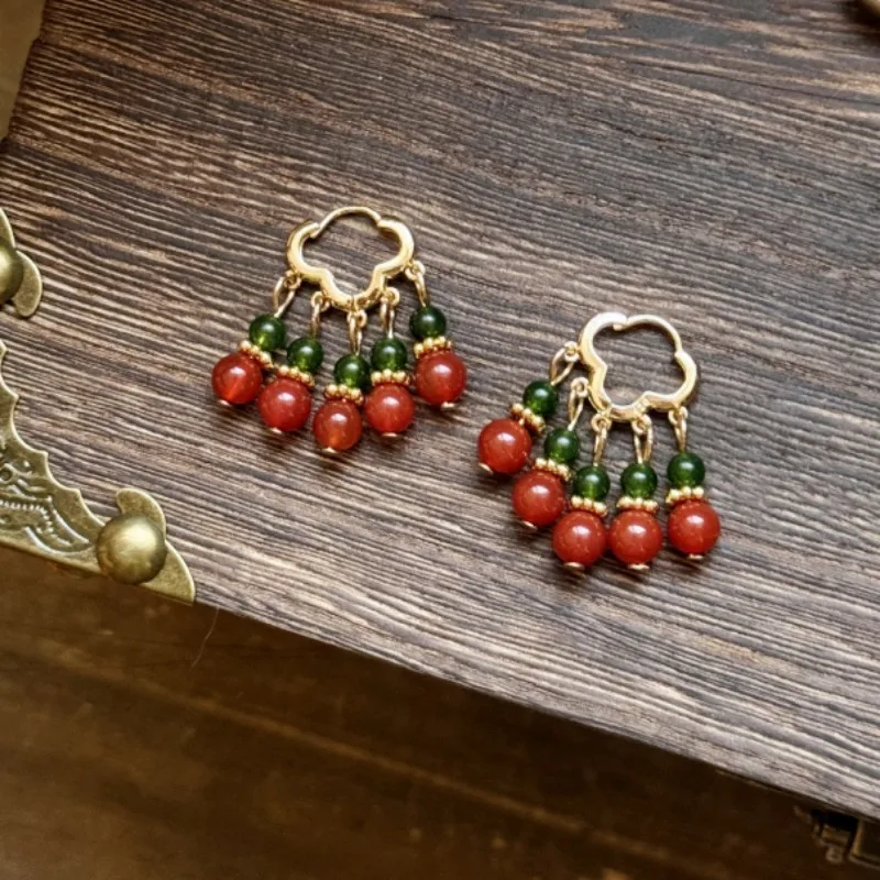 Orecchini pendenti con nappa vintage verde rosso per le donne Commercio all'ingrosso di nuovi gioielli etnici creativi di nuova dichiarazione