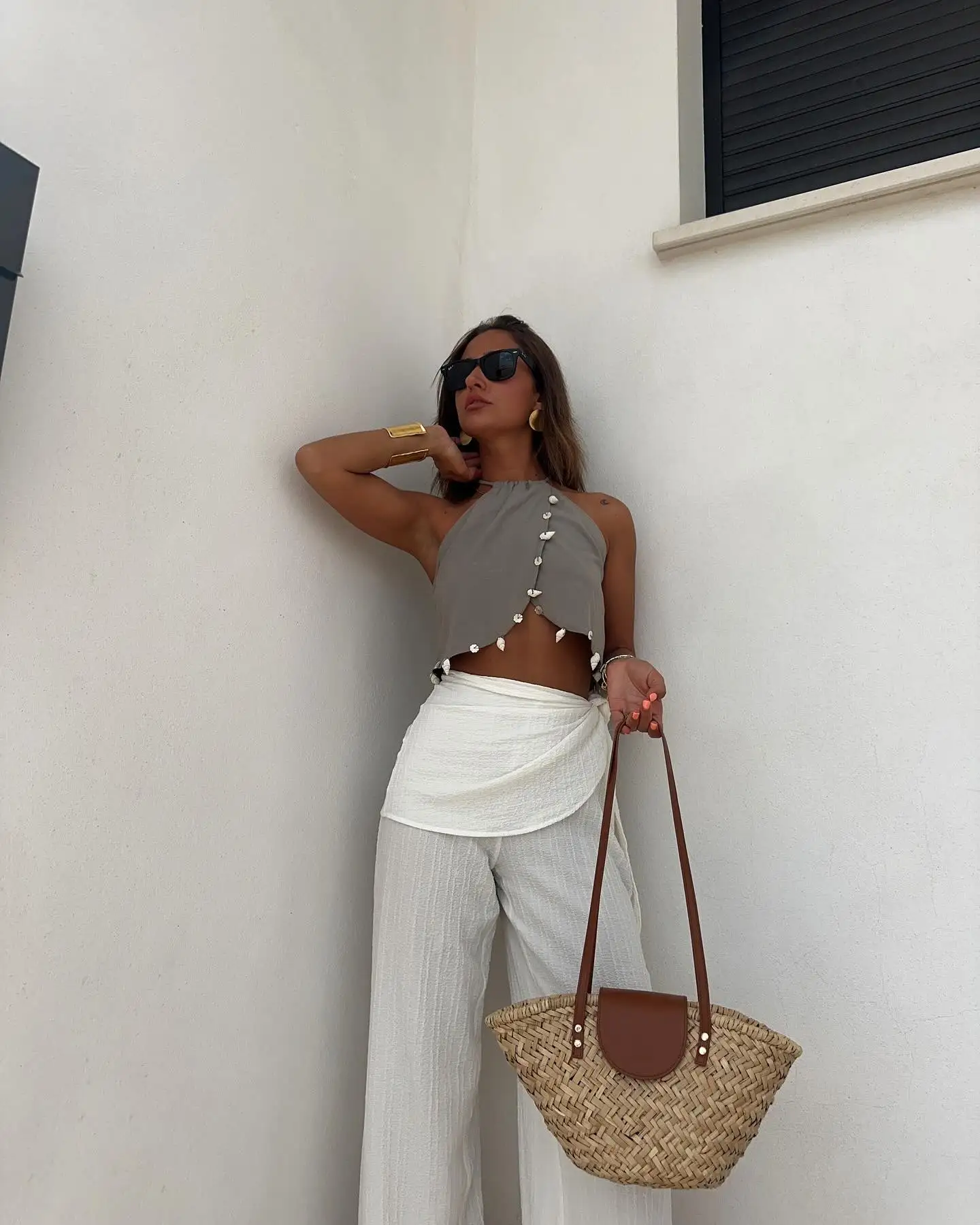 Summer Fashion New European And American Style Women\'s New Fashion Shell Decorated Short Top High Waist Slim Pants Suit