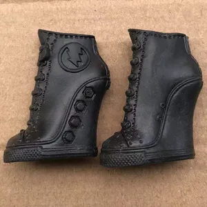 Orijinal bebek canavarının ayakkabıları, yüksek topuklu ayakkabılar, ayakkabılar, günlük ayakkabılar, aksesuarlar, kişilik ve 1: 6 inç Minyatür canavarlar A. Ş. ' nin en iyi 10 satışı - no. 1