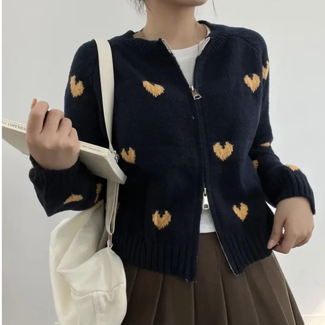 여성용 니트 지퍼 스웨터 자켓 젠틀 슬레 하트 패턴 가을 겨울 패션 다용도 소프트 디자인 센스 탑