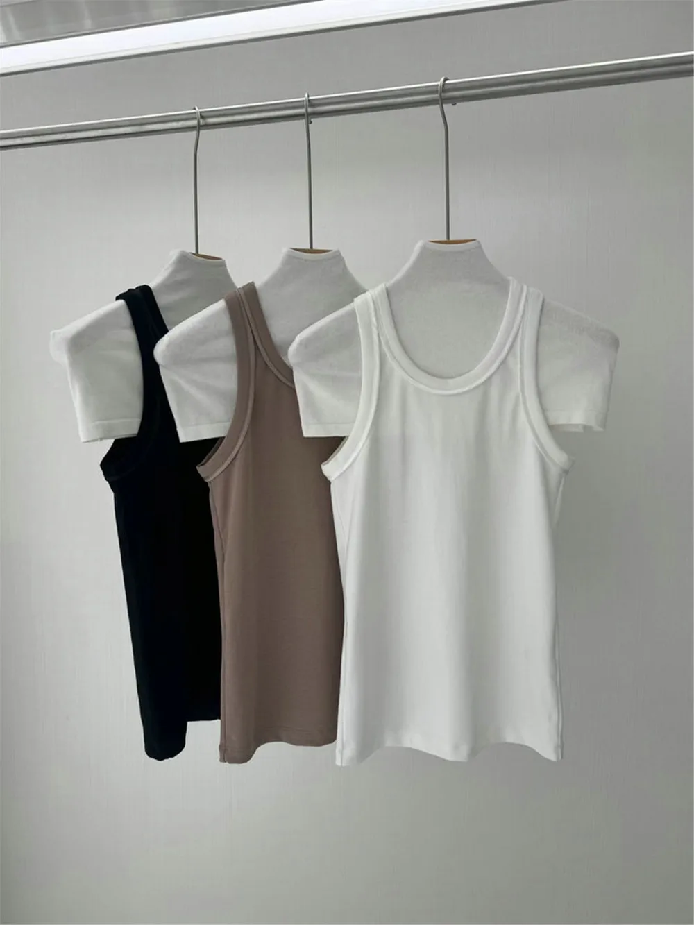 

Women's Vest B*C U-Neck Cotton Pullover Tank Top Sleeveless Knit Inner Comfort Bottom Shirt