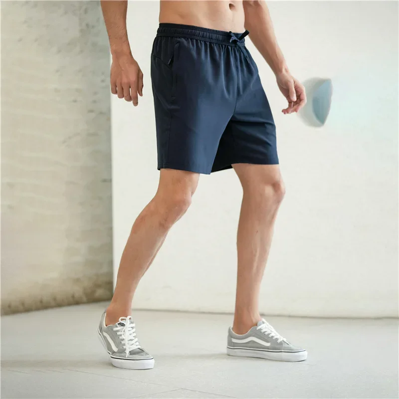 Beach Pants Summer Thin Ice Silk Sports Leisure Shorts Men\'s Outdoor Breathable and Loose Fitting Men\'s Five Part Pants Trend