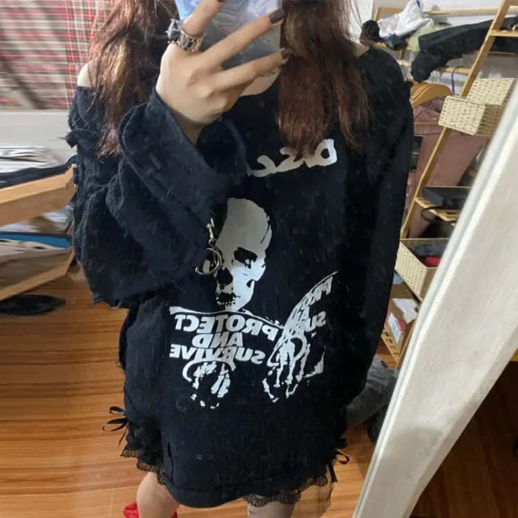 KOSAHIKI Gothic Skull Print Loose T Shirt Women Off Shoulder Long Sleeve Japanese Harajuku Thin T-shirt Korean Fashion Y2k Tee