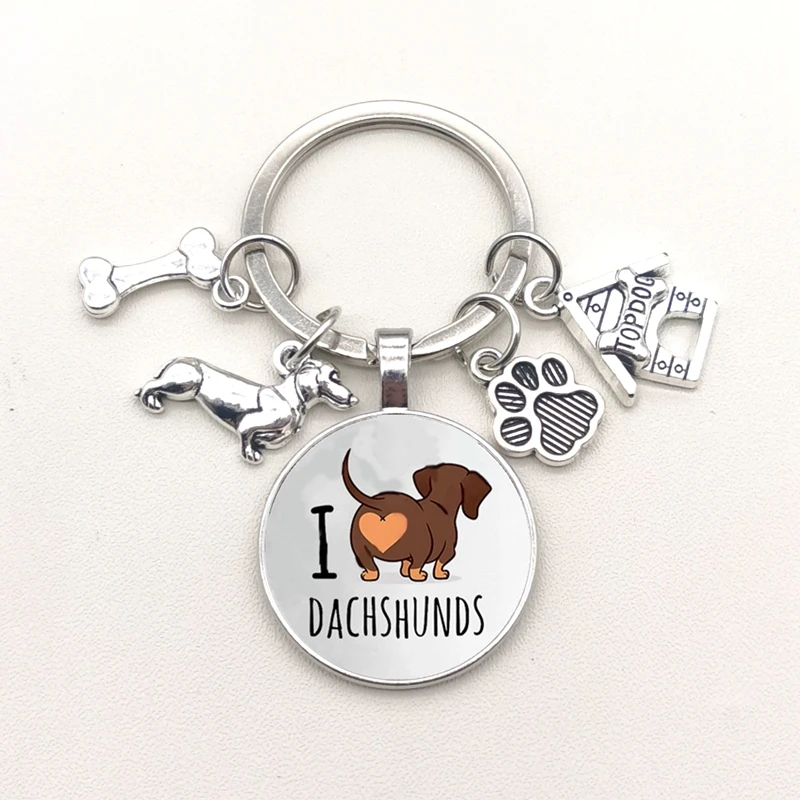 I Love Dachshunds Keychain Cute Animal Cartoon Dog Keychain Dog Glass Convex Keyring Gift for Woman Man Jewelry