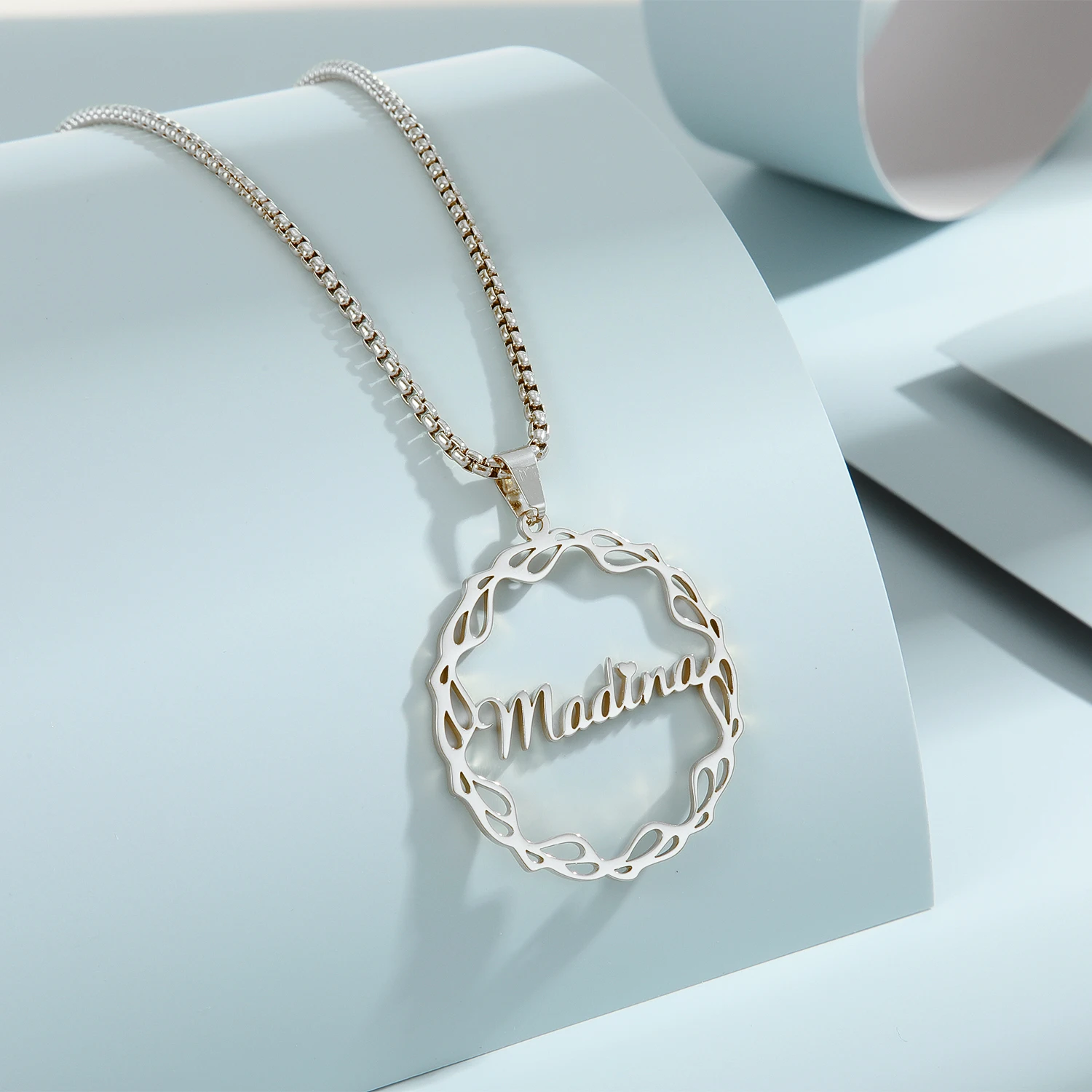 QIMING Simpl Custom Name Charm Necklace Customized Stainless Steel Women's Jewelry Valentine Birthday Gift