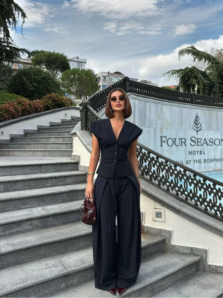 Thumbnail 3 - #81 Best Wide Leg Pant Sets to Buy In 2026