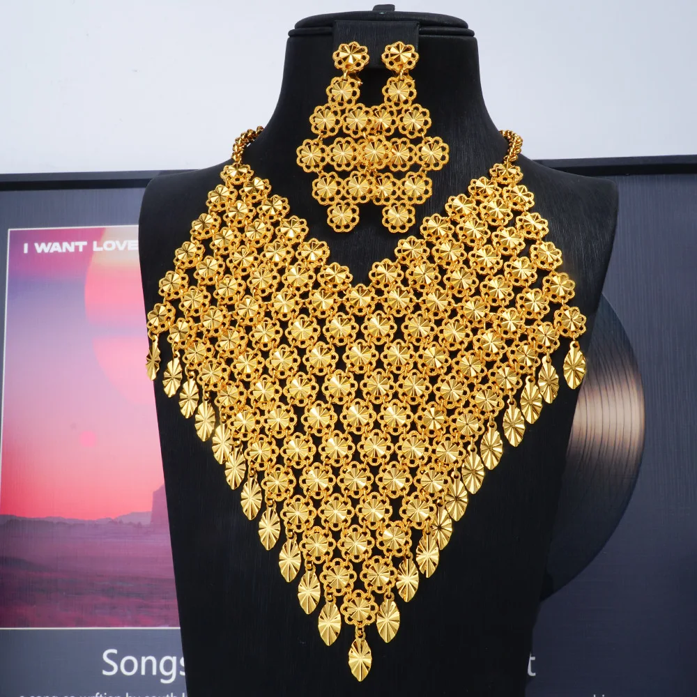 

Soft & Lively Flower Tassel Necklace & Earrings Set For Women 24K Gold AU999 | Flower & tassel design, gentle and elegant