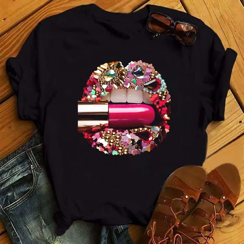 

Lip Print Tee, Casual Short Sleeve Crew Neck Top for Spring & Summer, Women's Plus Size T-shirt Clothing