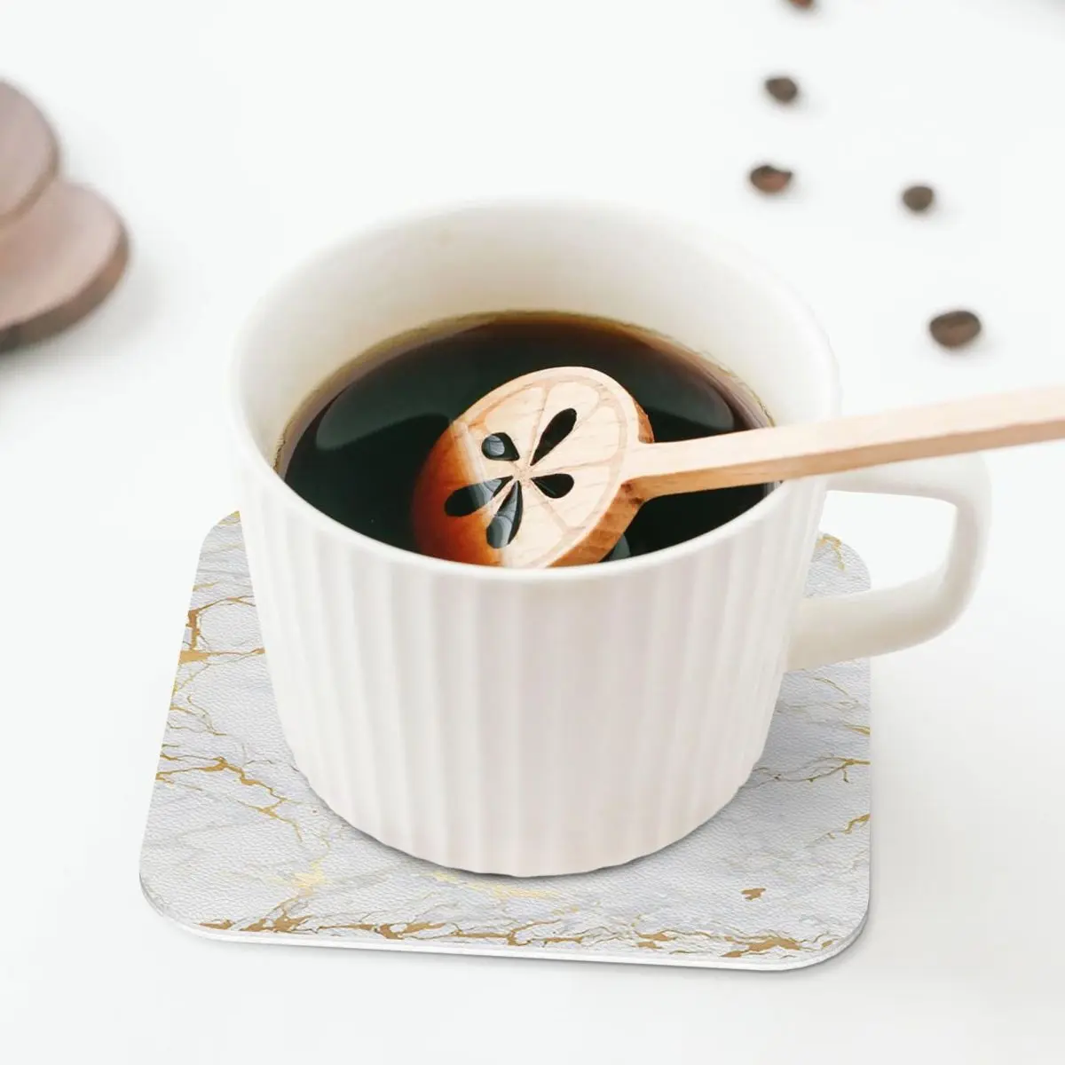 Sottobicchieri in marmo bianco e oro tovagliette da cucina tovagliette isolanti impermeabili tappetini da caffè decorazioni per la casa Set di 4