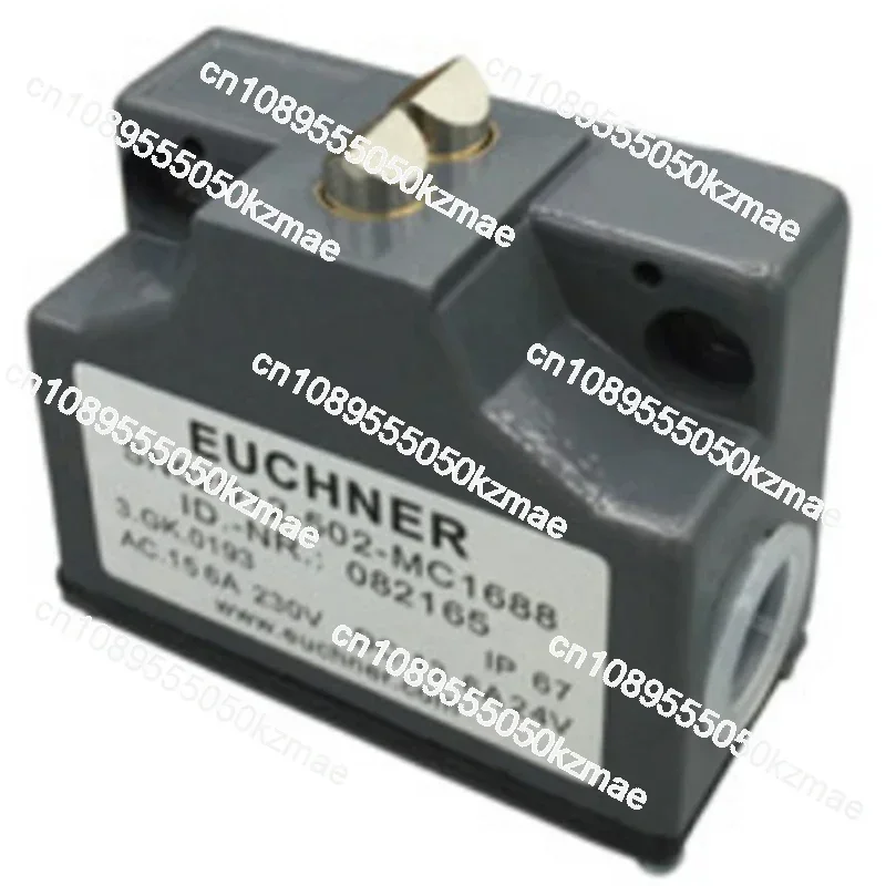 New Travel Switch SN02D12-502-M SN02R12-SN03D12-MC1688