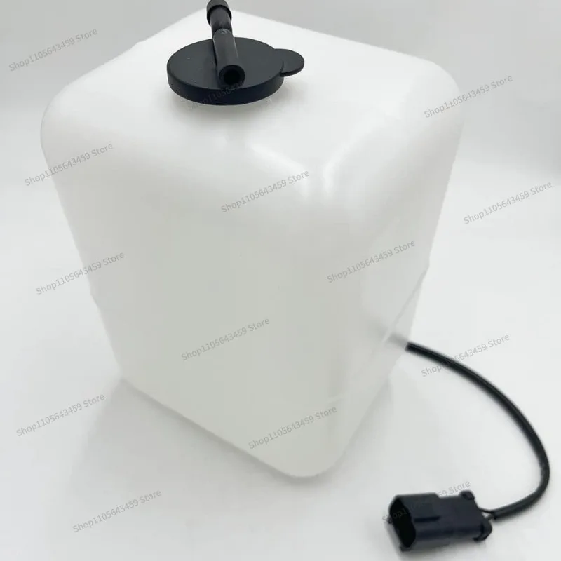 For excavator mechanical parts engine water tank, suitable for PC200 storage kettle auxiliary water tank 20Y-06-15240