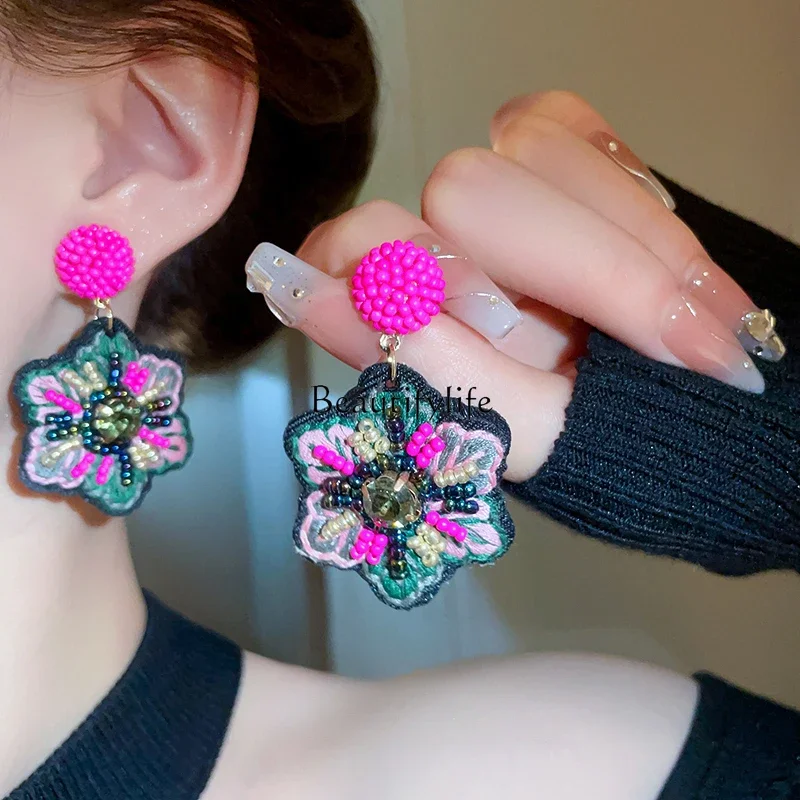 

Hand-Embroidered Woven Flower Earrings for Women, Ethnic Style, National Style, Retro Stud, High Sense, 2024, New