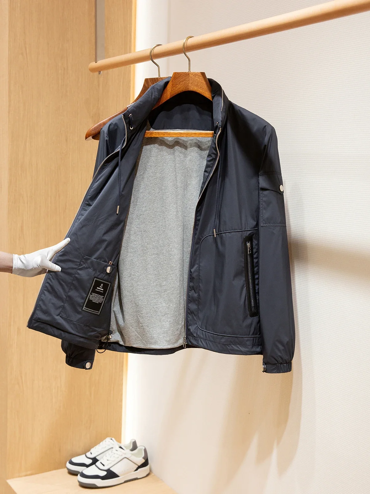 

Quiet luxury simple stand-up collar concealable hat business men's casual jacket