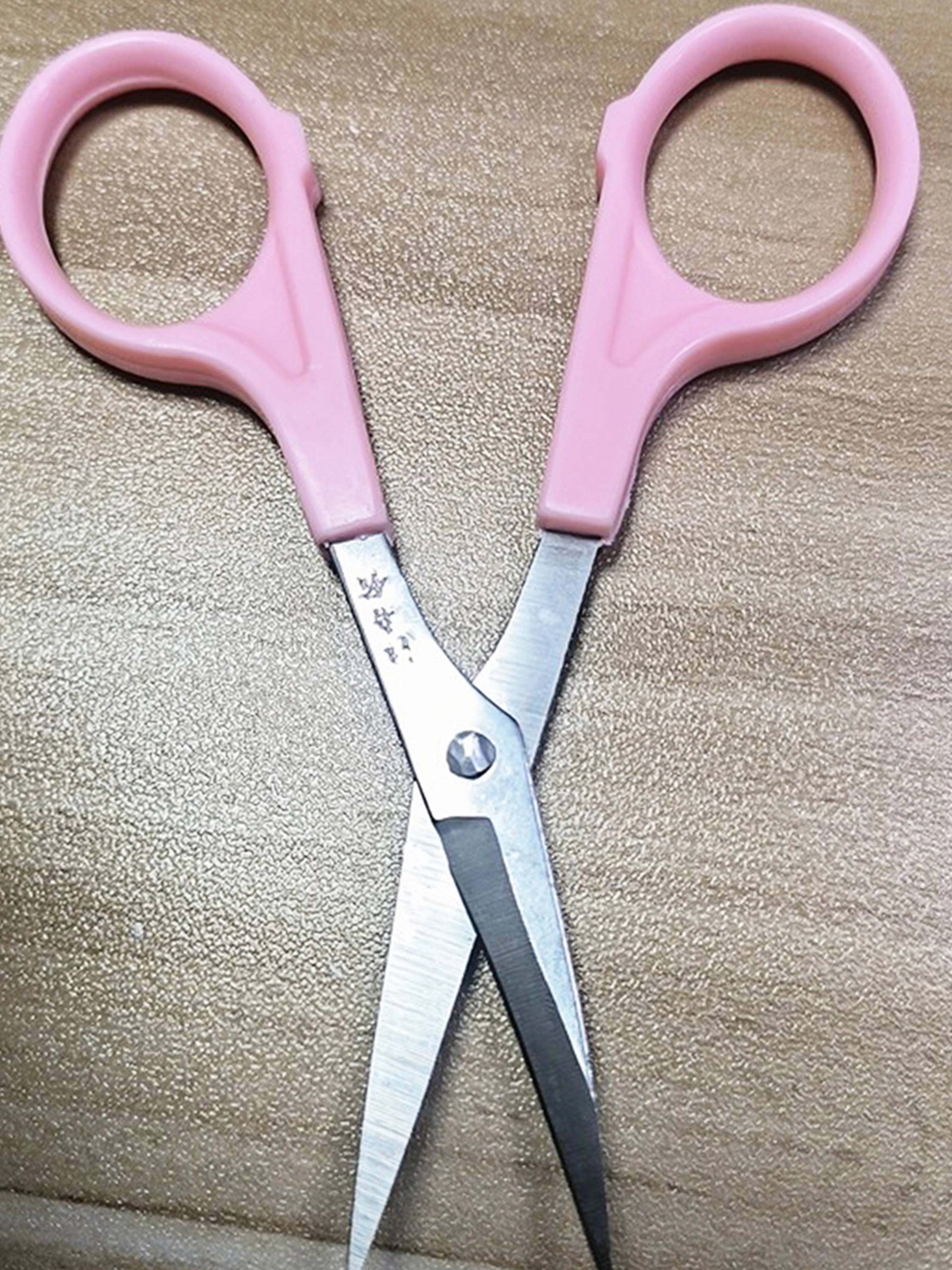 

1Pc 11.7cm Embroidery Scissors Curved Scissor Head Stainless Steel Mini Tailor Trimming Cross Stitch Scissor DIY Craft Clippers