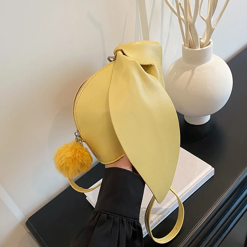 

Cute Rabbit Small Bag 2025 Autumn New Cartoon Girl Stylish Versatile Personality Funny Crossbody Bag