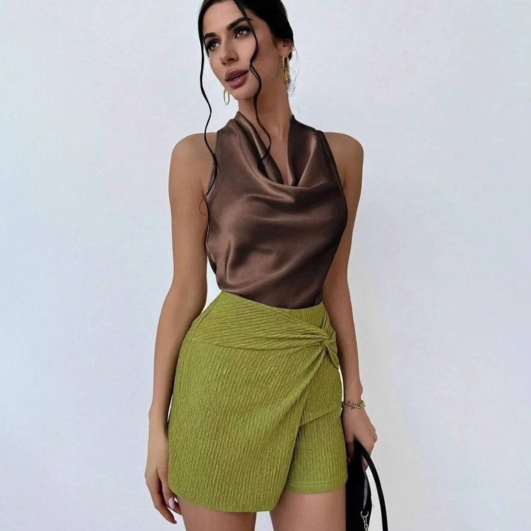 섹시한 민소매 새틴 셔츠 2025 봄 여름 유럽 및 미국 직장 여성 셔츠