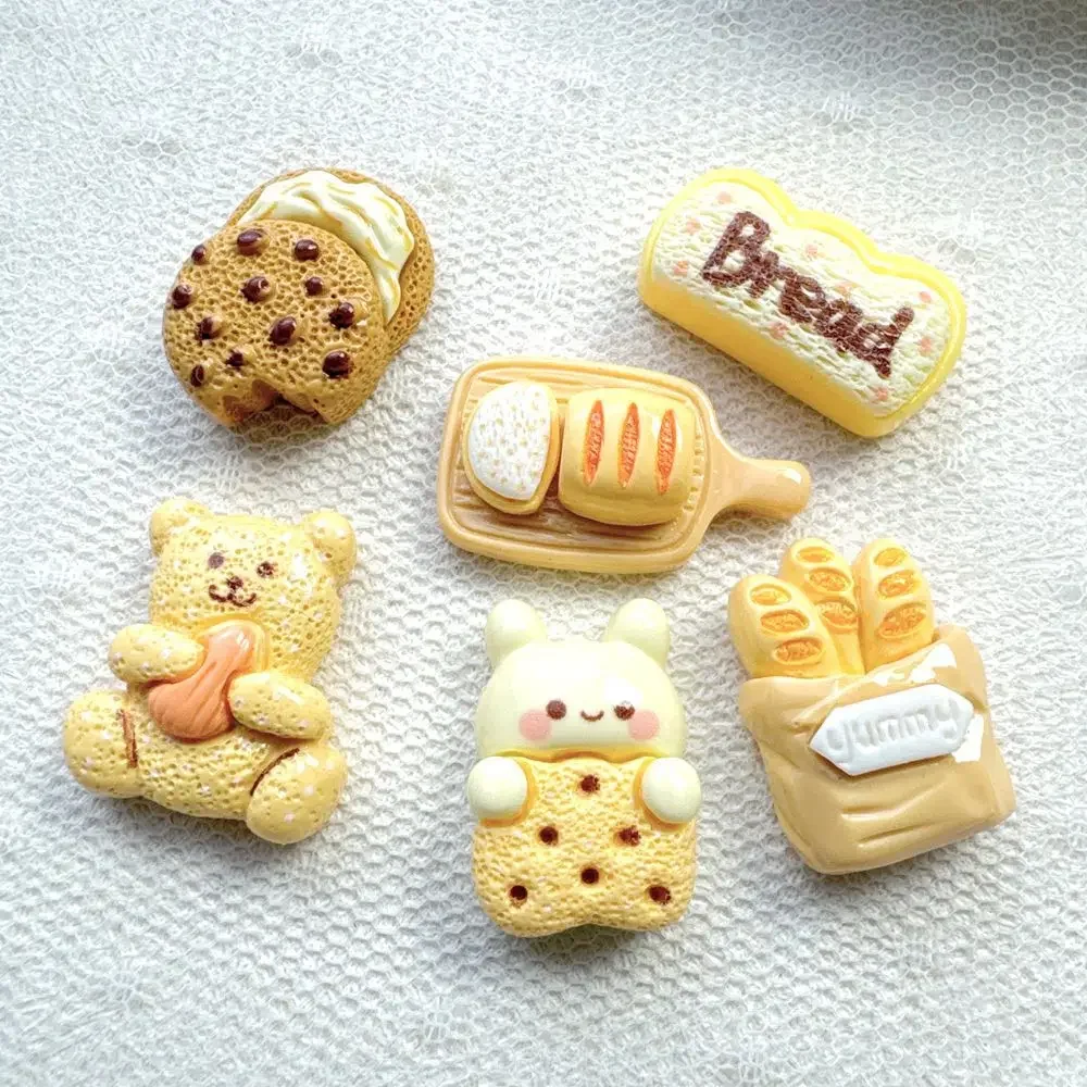 Kawaii Mini Resin Bear Shape Bread Resin Flatback Figure for Baking Theme Dollhouse Decor DIY Crafts