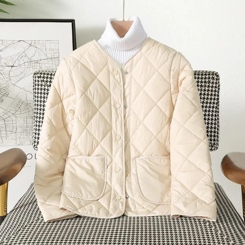 

Autumn and Winter Short Style with Plush and Thickened Inner Lining Round Neck for Warmth and Base Cotton Jacket for Women