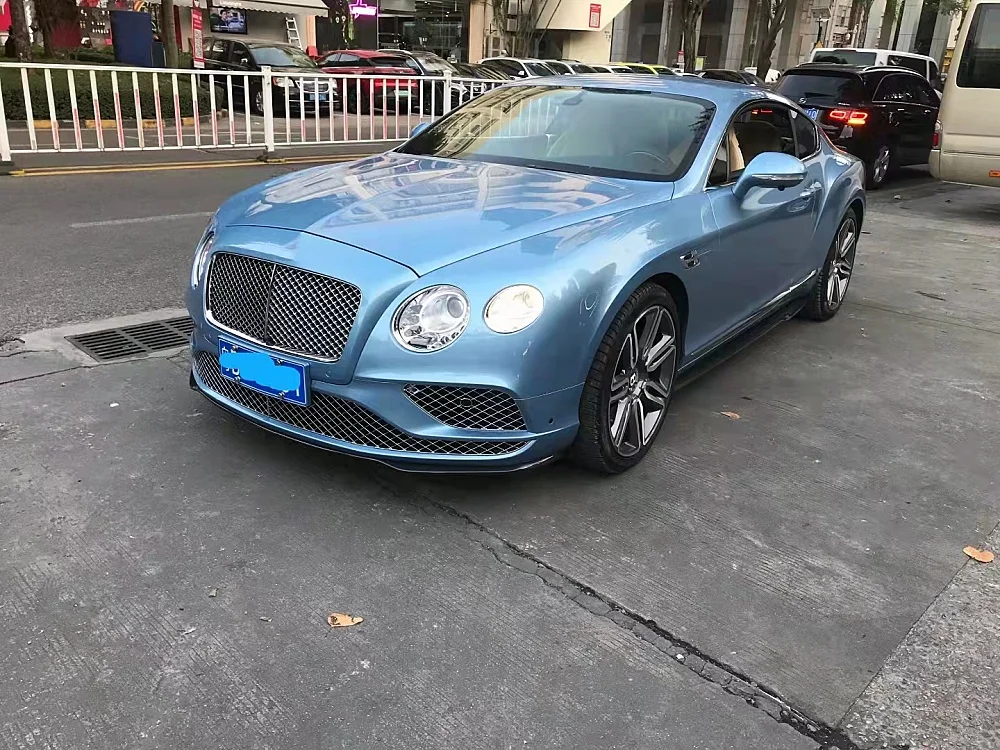 

15-17 для Bentley Continental GT, обновленный комплект кузова с передним и задним диффузором из углеродного волокна, боковые юбки, задний спойлер