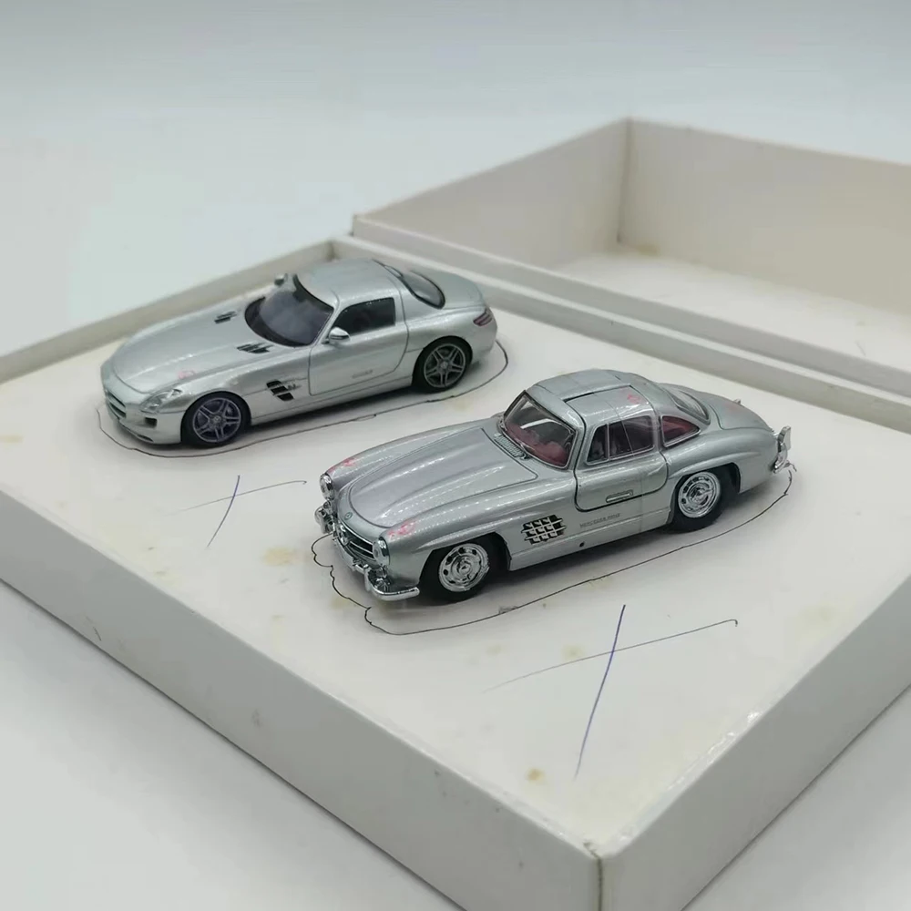 Flawed Die-cast 1:43 Scale Benz 300sl Benz Sls Simulation Alloy Static Car Model Fan Collection Home Decoration Metal Ornaments