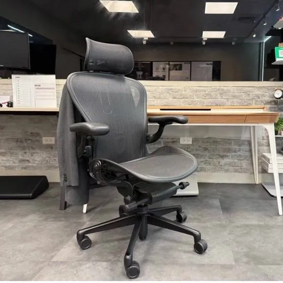 Herman Miller Aeron Kopfstütze mit Aufhänger, Verstellbares Kopfstützen-Zubehör für Classic & Remastered Stühle – Detail 10