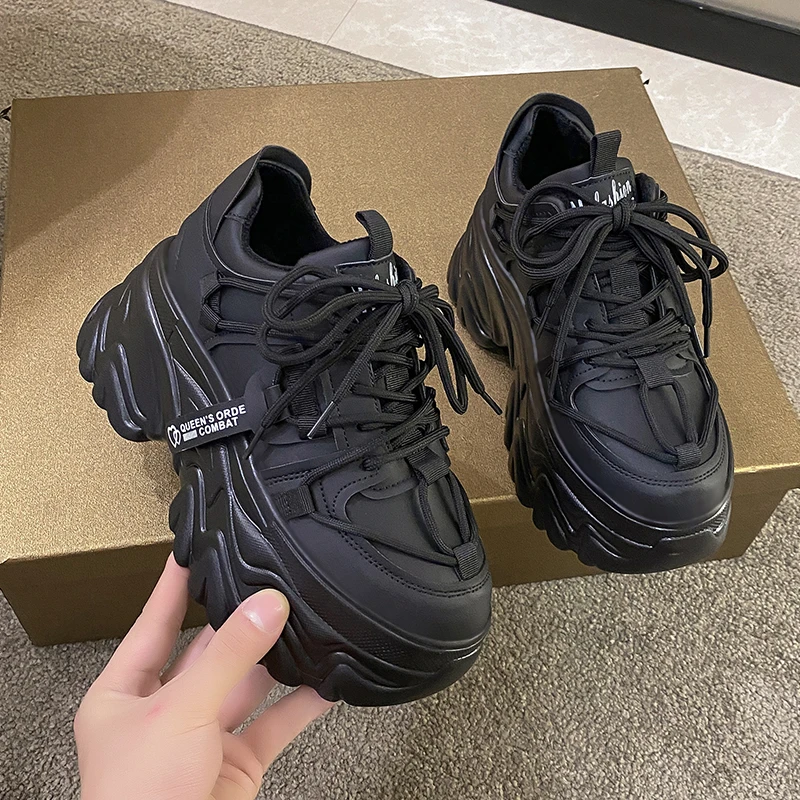 Autumn Breathable Thick Bottom Casual Shoes New 2023 Women\'s Chunky Leather Sneakers 8CM High Platform Ulzzang Sports Dad Shoes