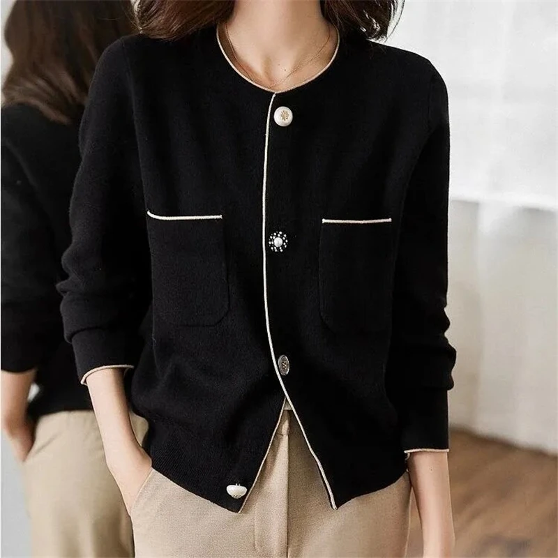 Spring Autumn Elegant Chic Buttons Pockets Knitted Cardigan Women Korean Simple Casual Long Sleeve Sweater Coat Jumper Clothing