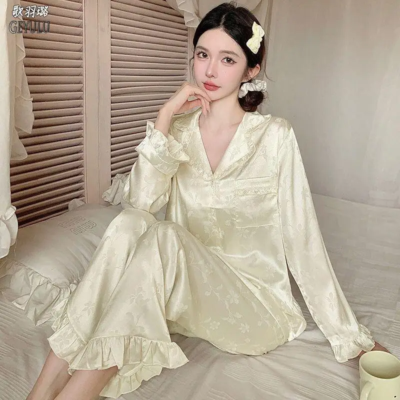 

Новая популярная пижама из ледяного шелка для женщин: весенне-осенний комплект с длинными рукавами и брюками, в стиле милой принцессы, с отделкой в виде лотоса, для дома и отдыха на улице