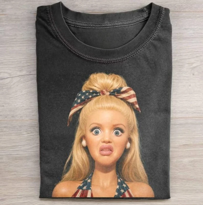 2026 Hot Selling Funny Doll Face Graphic Print Short Sleeve Cotton T-shirt Men Women Y2K Meme Humor Doll Sarcastic Trendy Shirt