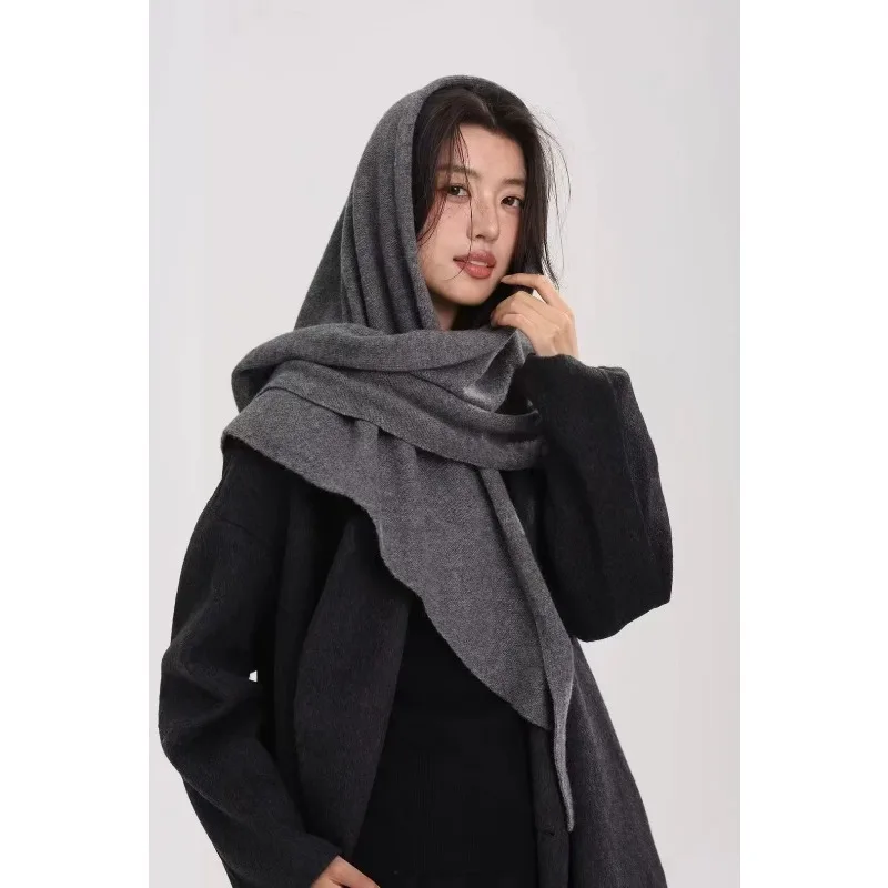 شال كبير من الصوف الأسترالي 100% للنساء للخريف والشتاء بتصميم مقعر دافئ لحماية الكتف وشاح مثلث محبوك
