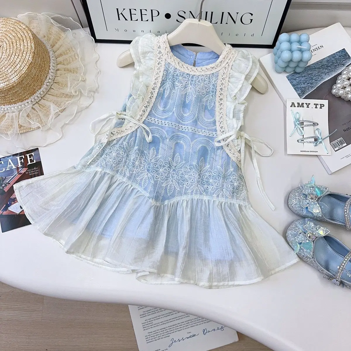 Girls' Summer Lace Vest Princess Vacation Style Beach Dress Cross Fashion and Beautiful Kids Sleeveless Dress
