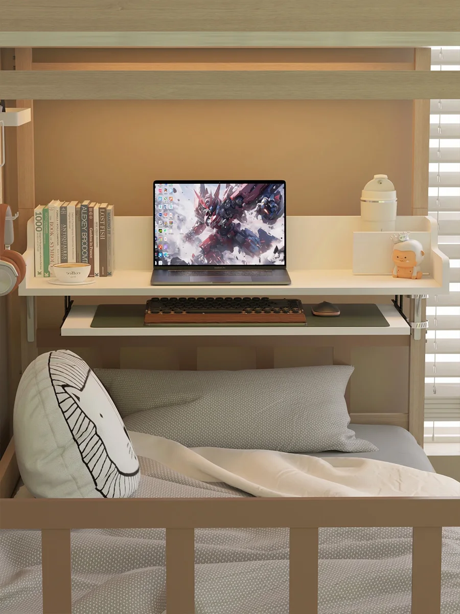 The upper and lower bunks in the dormitory are computer desks and small desks on the bed.