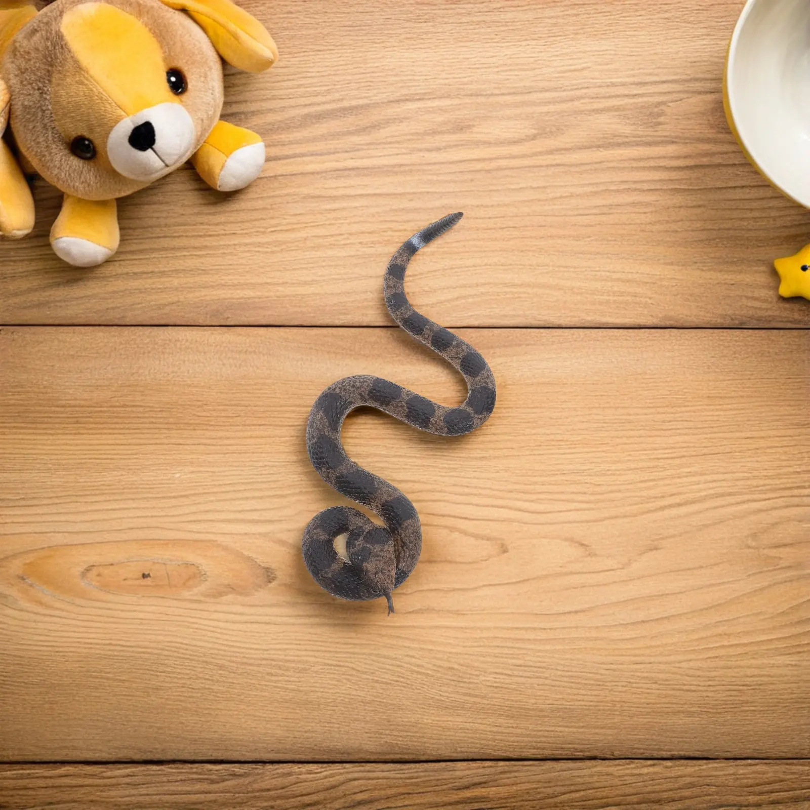 Fake Snake Realistic Rattlesnake Soft Rubber Lifelike Prank Prop Halloween Garden Decoration Crawling Rubber Snake