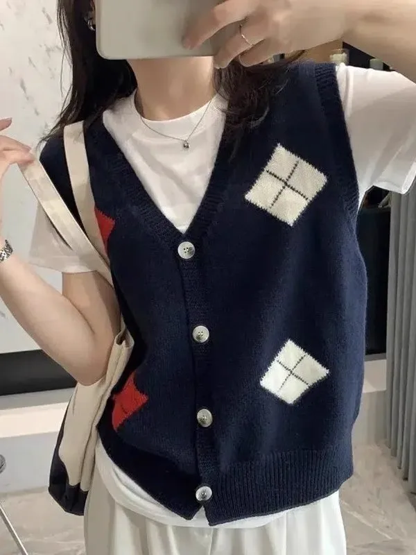 Spring Autumn Retro Diamond V-neck Knitted Vest Women's Sweater Outerwear Cardigan Shoulder Pad Decorated Commute Style
