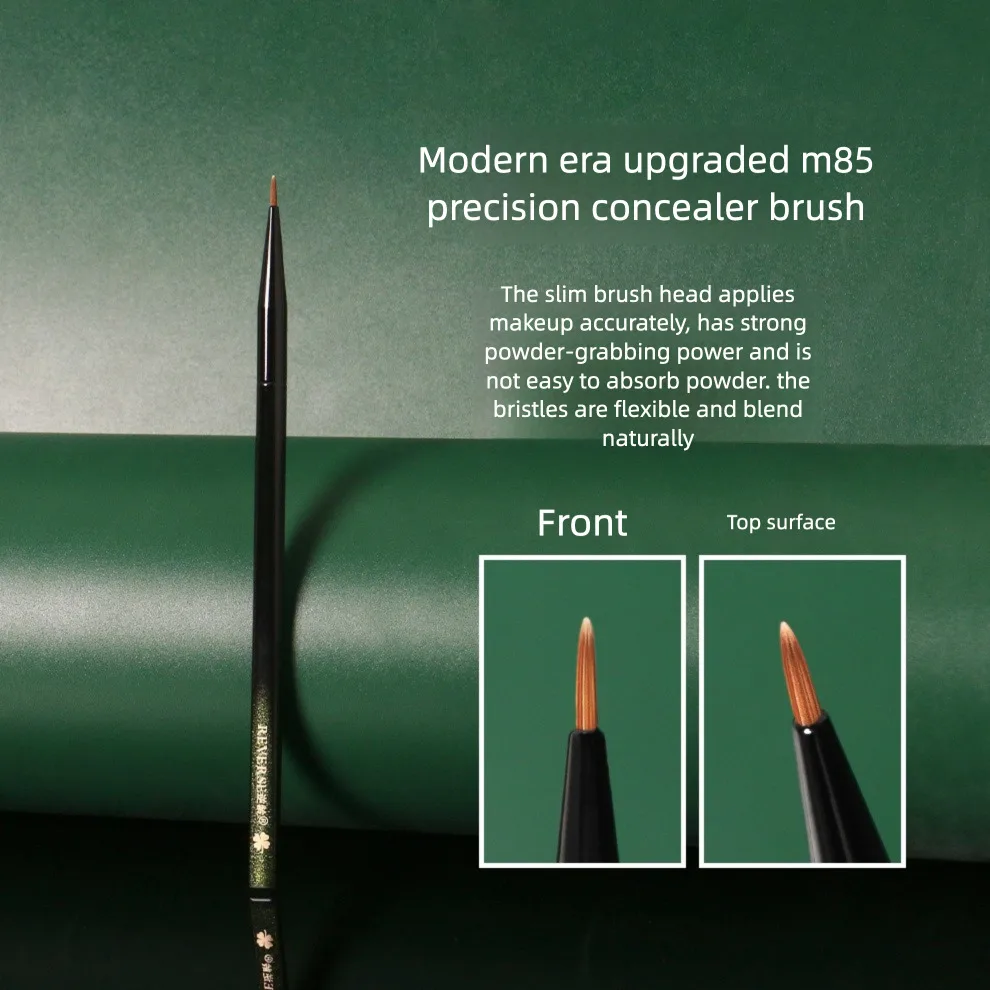 

The Anti-aging M85 Precise Concealer Brush Features A Fine Brush Head That Leaves No Marks On Nasolabial Folds
