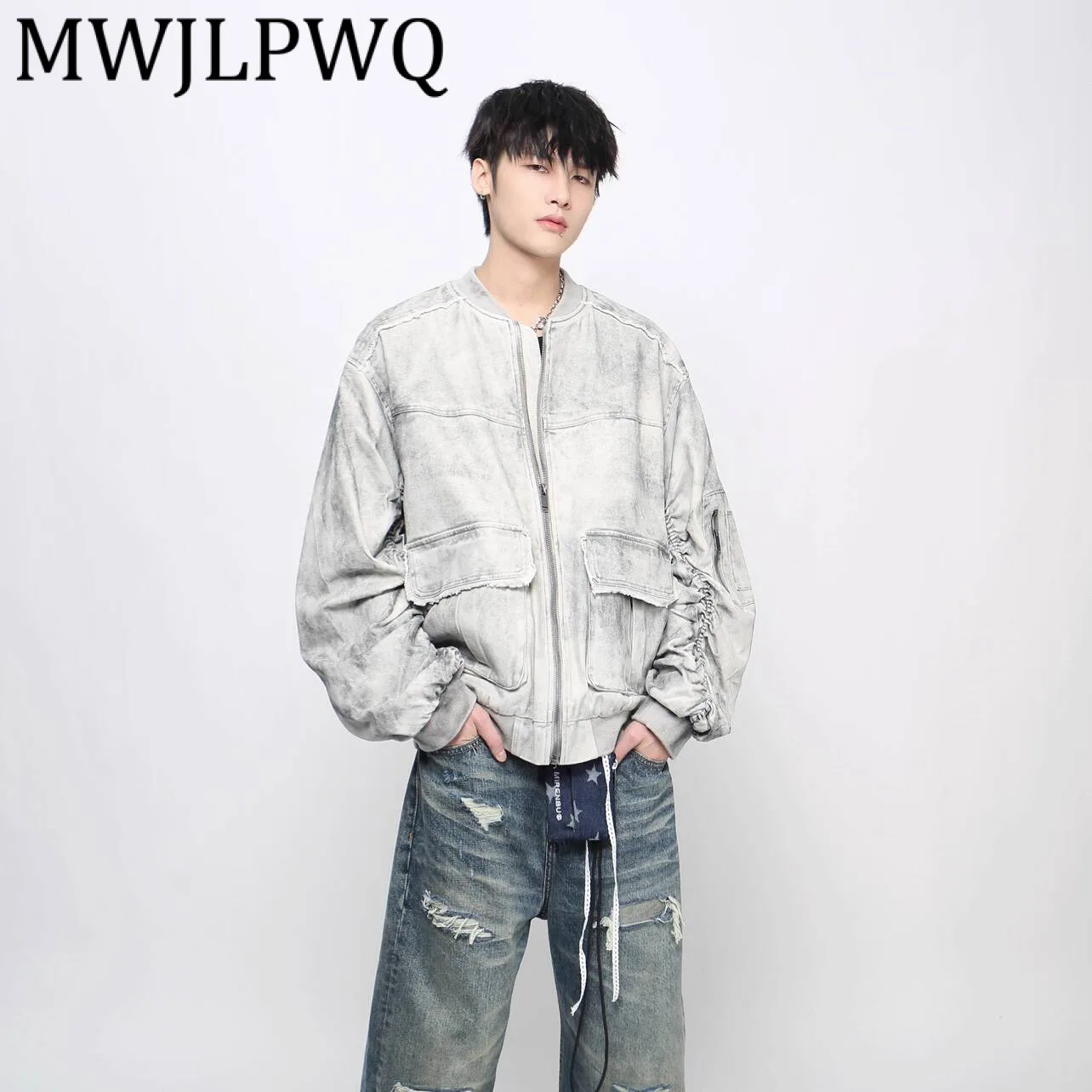 

MWJLPWQ High Street Spray Paint Deconstructed Baseball Jacket Men American Large Pocket Workwear Design Sense Vintage Tops 21153