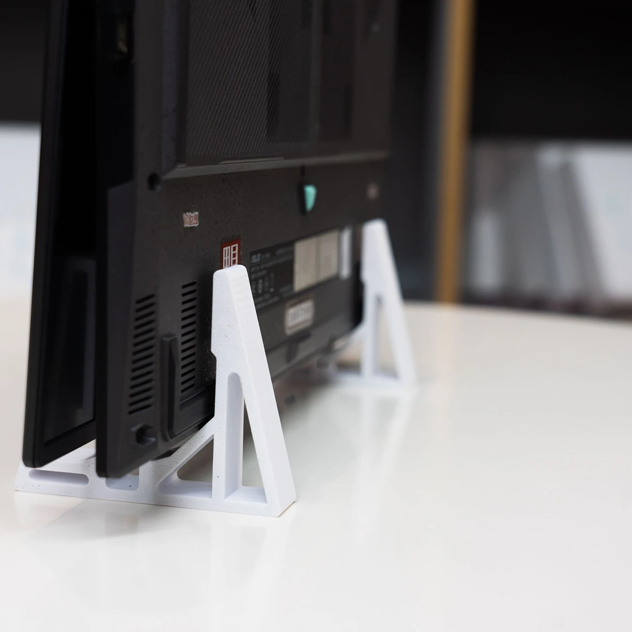 Vertikaler Laptop-Ständer mit Anti-Rutsch-Streifen, aufrechter Desktop-Halter, platzsparender Kühl-Notebook-Aufbewahrungshalter für das Büro – Detail 5