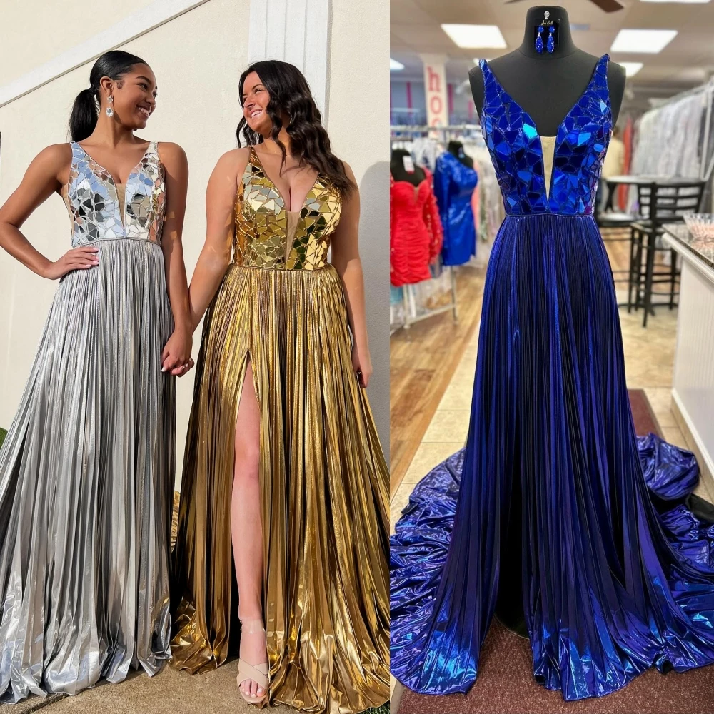 Criss-Cross Halter Metallic Prom Dress Cutout Slit Winter Formal Evening Party Gown Special Occasion Pageant Golden Globe Award