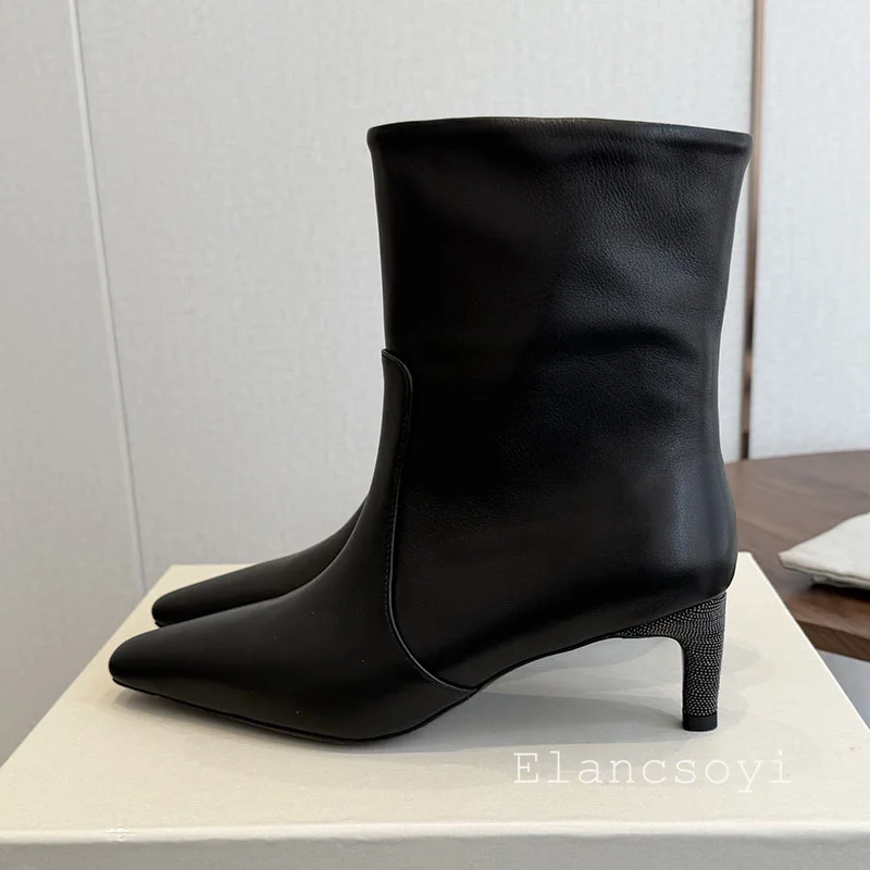 2026 New Autumn/Winter Women's Solid Color Low Heel Suede Short Boots Multi functional Office Commuter Simple Short Boots