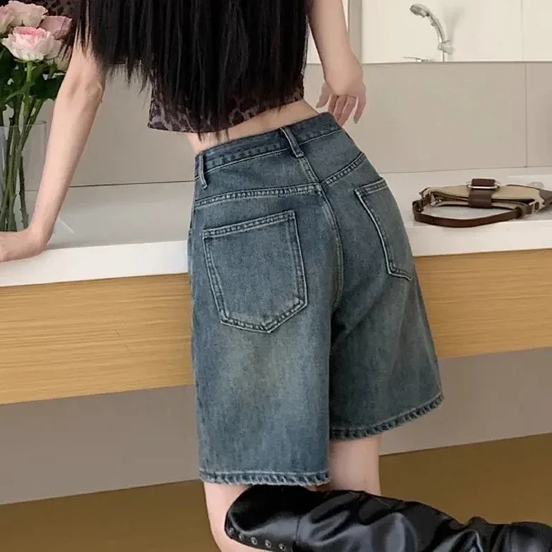 Vintage High Waist Denim Shorts Women Y2K High Street Fashion Light Blue Short Jeans Summer All Match Distressed Straight Shorts