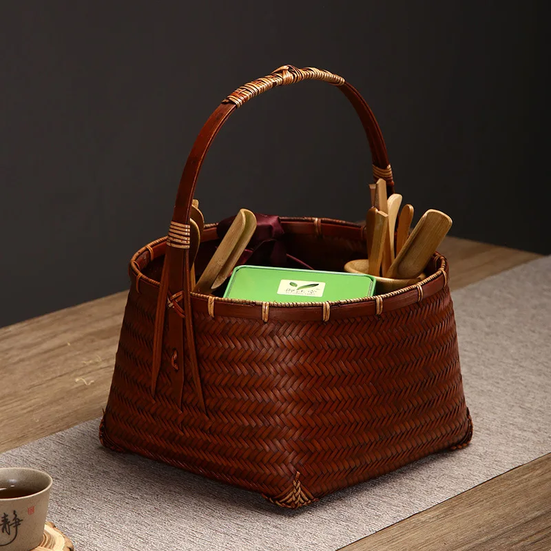 Vintage Chinese Bamboo Woven Storage Basket, Tea Set Storage Basket as an old Basket