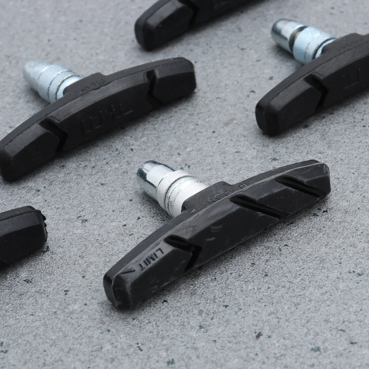 وسادات مطاطية سوداء من الفولاذ المقاوم للصدأ غير قابلة للانزلاق ومقاومة للاهتراء لنظام الفرامل الأمامية لنظام الدراجة على الطرق الجبلية #6