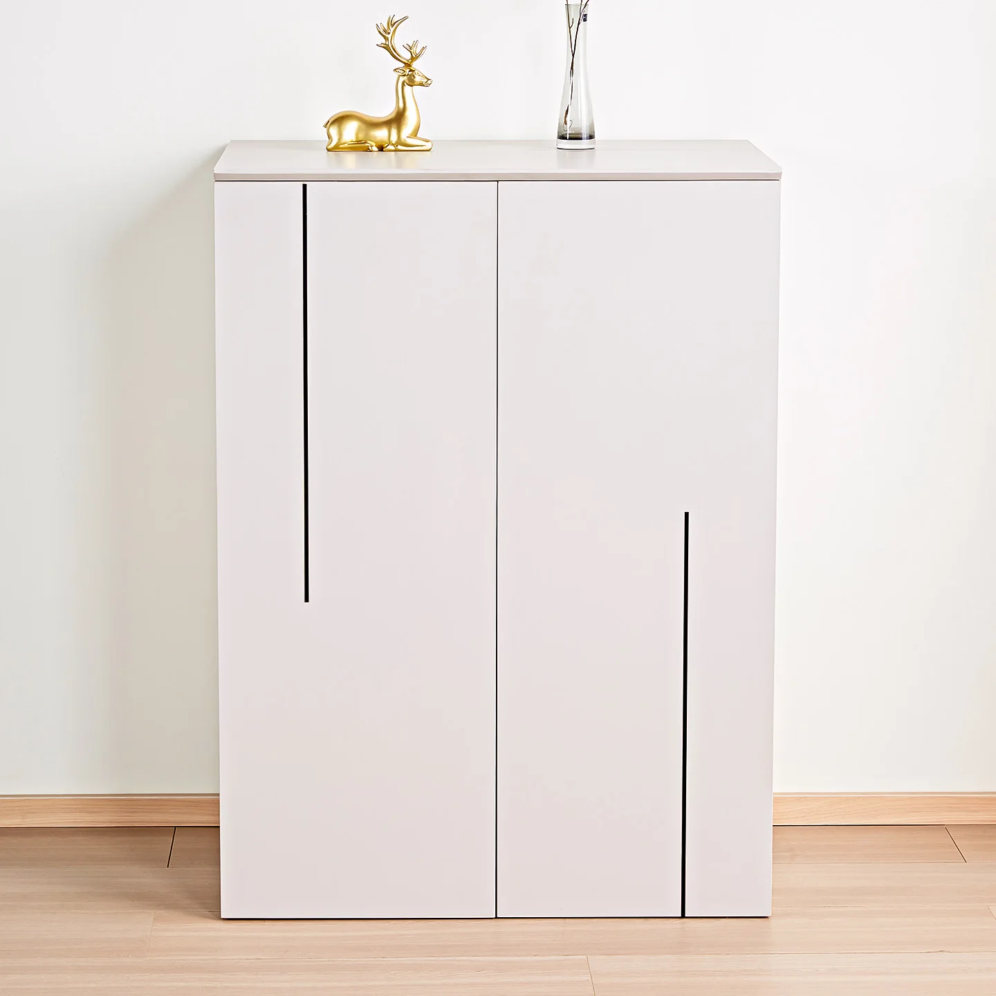Dark compartment makeup table dresser modern bedroom smart mirror three-color dimming large storage locker practical type