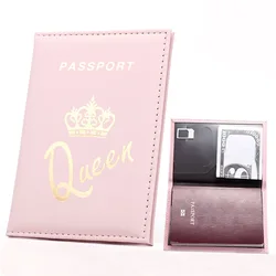 Funda de pasaporte PU con estampado de corona para pareja, Clip de billete de vuelo, soporte para pasaporte, identificación, tarjetero de crédito, accesorios de viaje