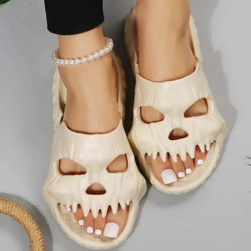 Bever green Schädel Design Frauen Hausschuhe Outdoor Spaß Neuheit Schuhe dicke Sohle Plattform Strand Rutschen rutsch feste Männer Sandalen