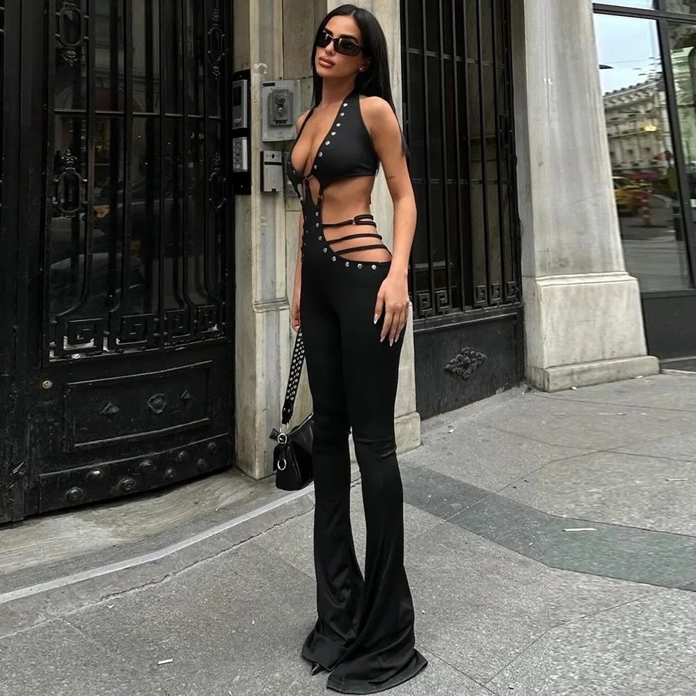 Fashion Rivet Cut Out Halter Backless Rompers Flared Leg Playsuit Women's Summer Club Outfit 2024 Sexy Black Jumpsuit